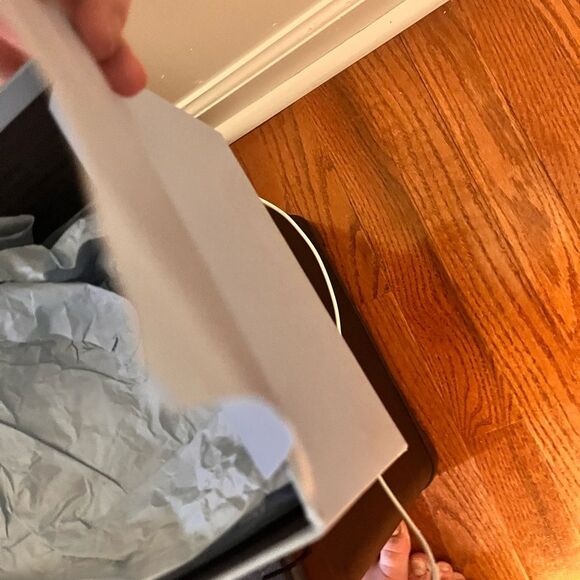 Prada Show Box - Picture 7 of 8